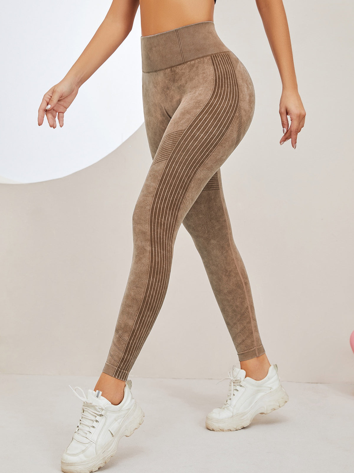 Leggings Sculpt — Cintura Alta, Barriga Controlada e Bumbum Elevado