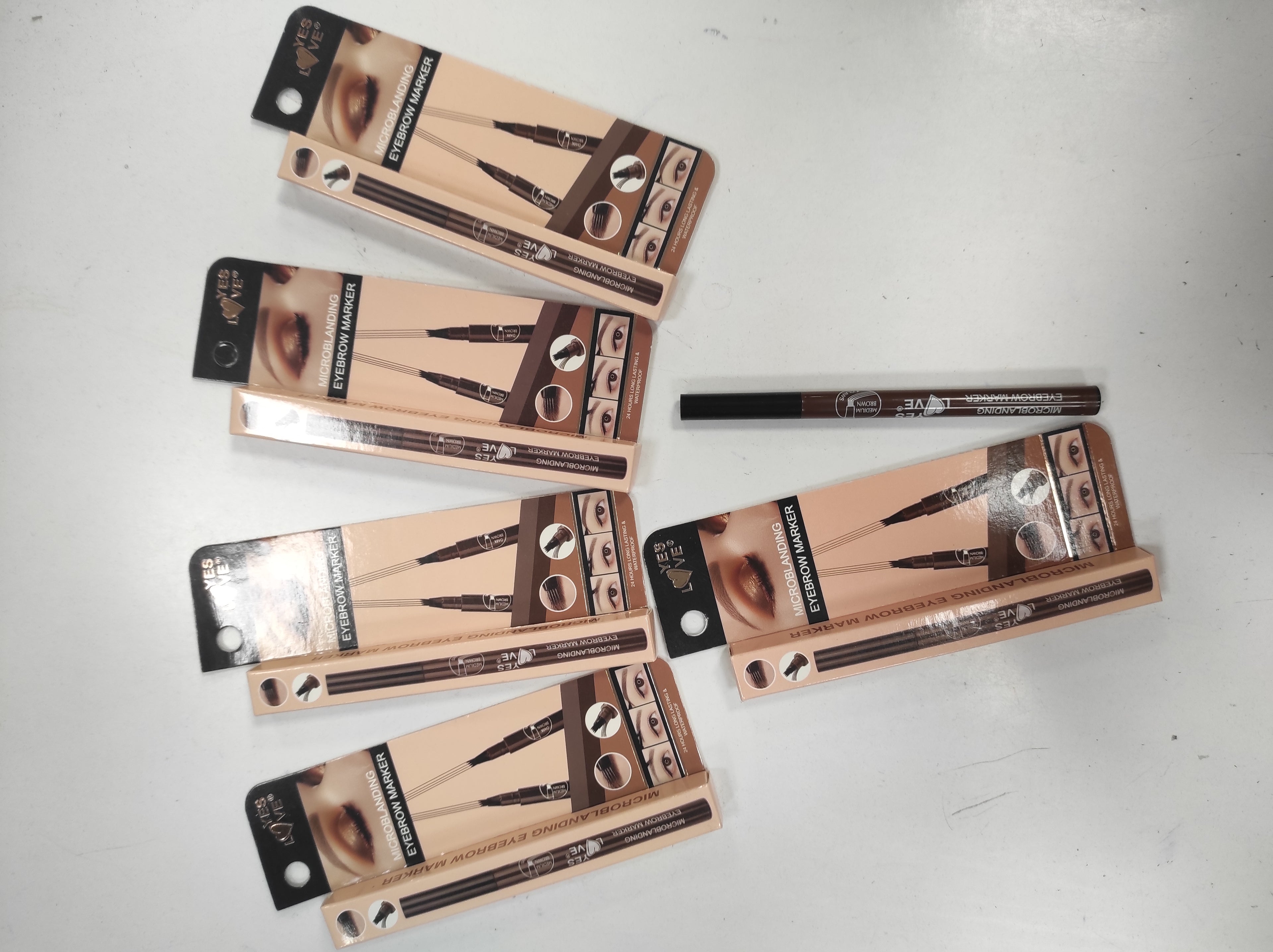 Rotulador cejas marron - additional image 1